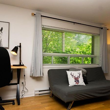 Condo Hotel Au Pied Du Mont Orford エクステリア 写真