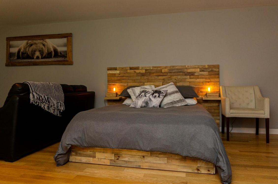 Condo Hotel Au Pied Du Mont Orford エクステリア 写真